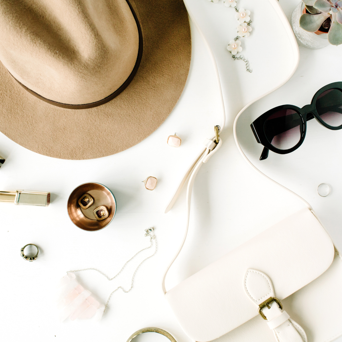 Découvrez Elena - Art de Vivre : Votre destination tendance pour vous gâter et trouver le cadeau unique