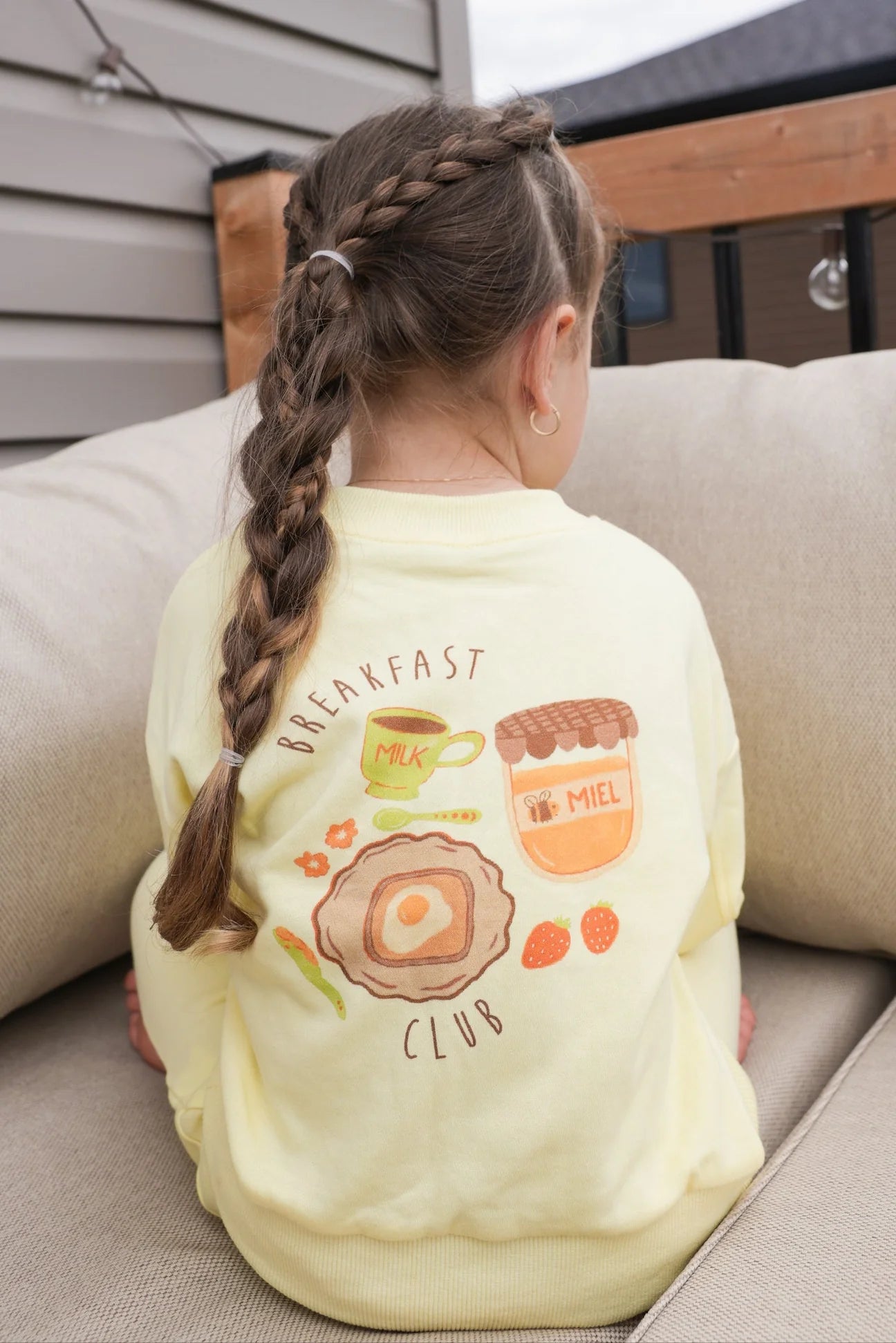 Crewneck Jaune Clair Imprimé Breakfast Club