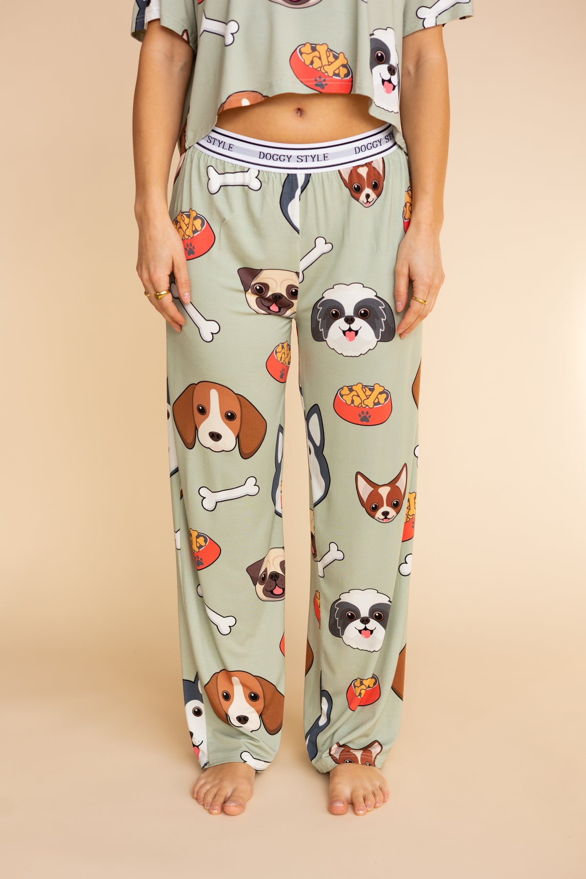 Bas Pyjama Doggy Style