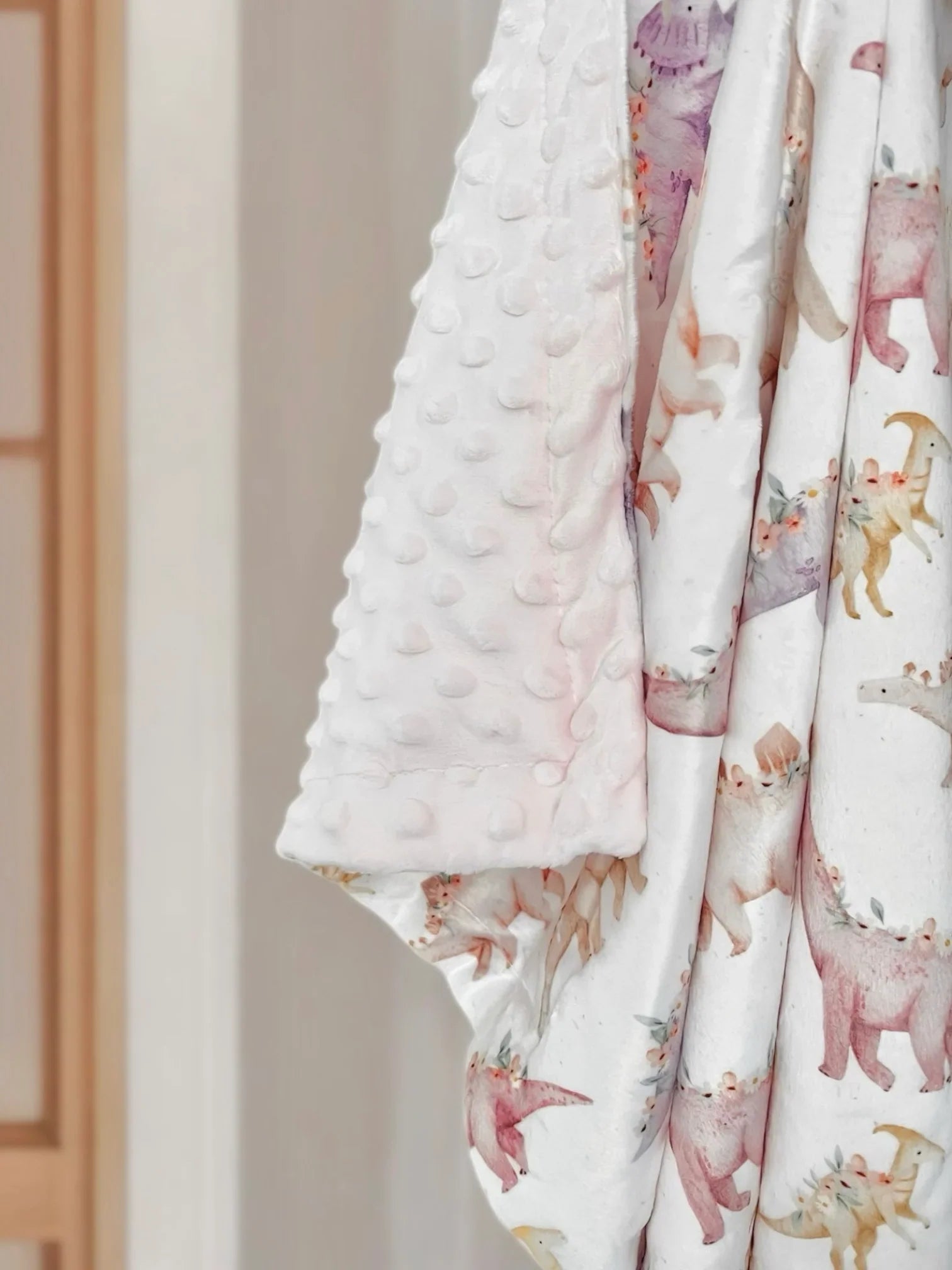 Couverture Minky Dino Rose