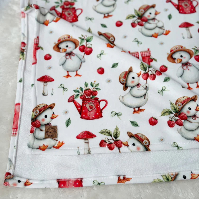 Doudou Douceur Framboises Et Plumes