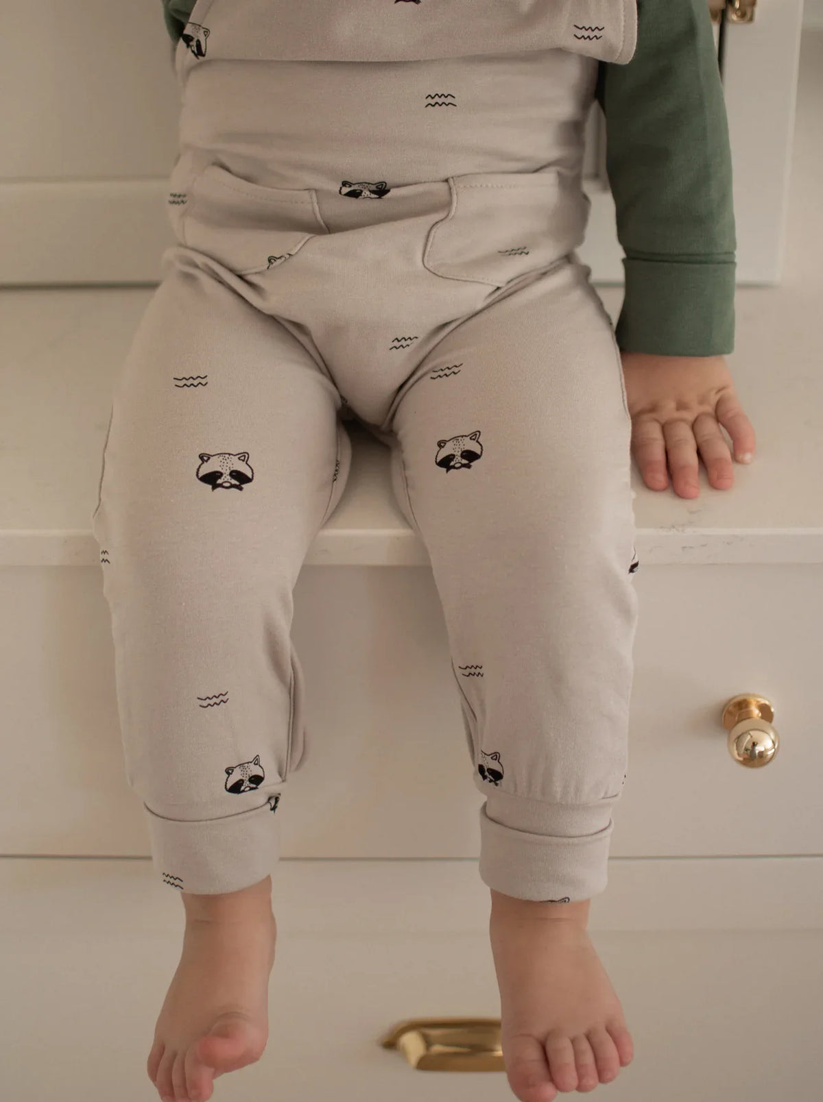Salopette Gris Motifs Ratons Laveurs