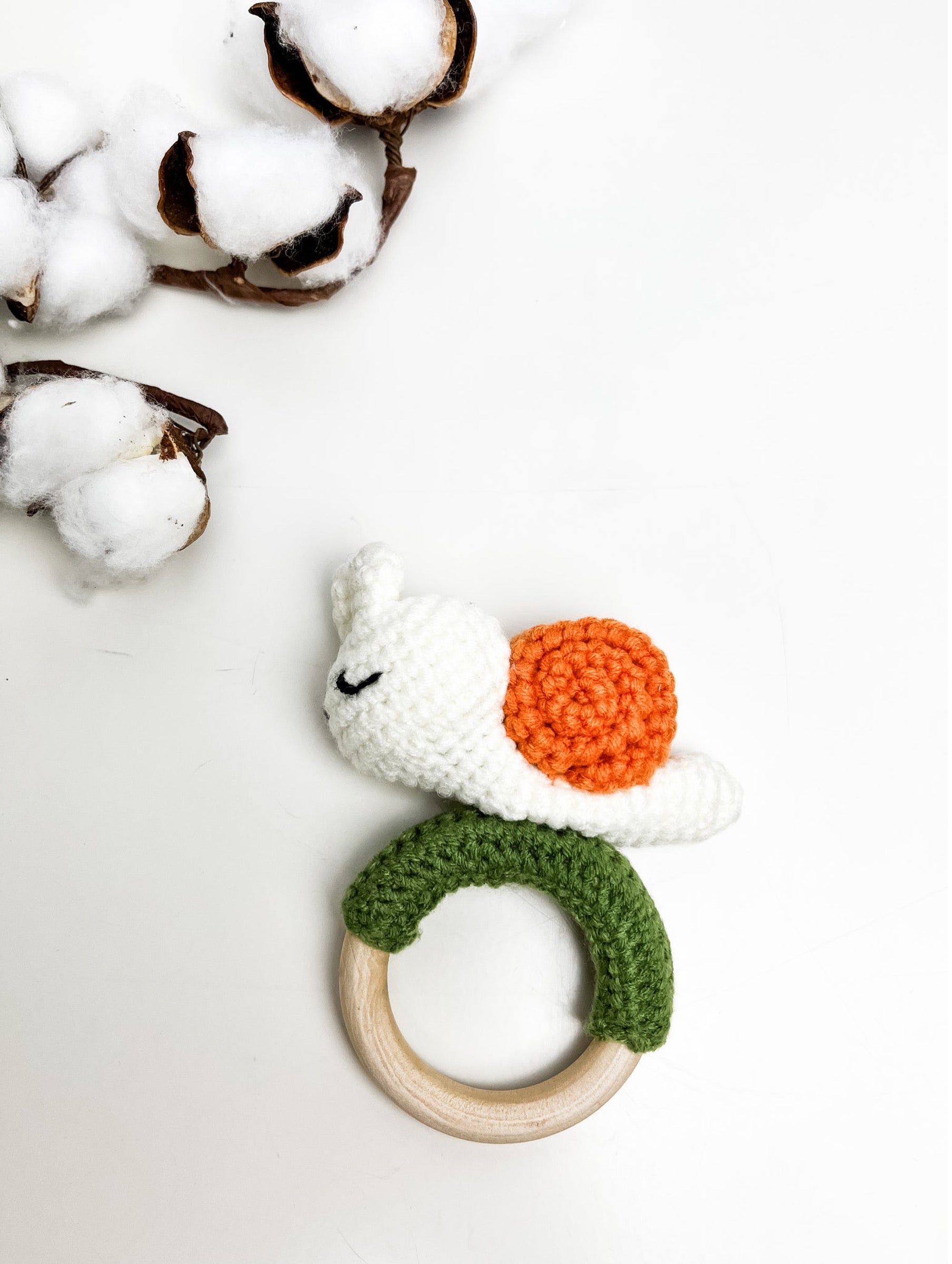 Hochet Bois Et Crochet Escargot
