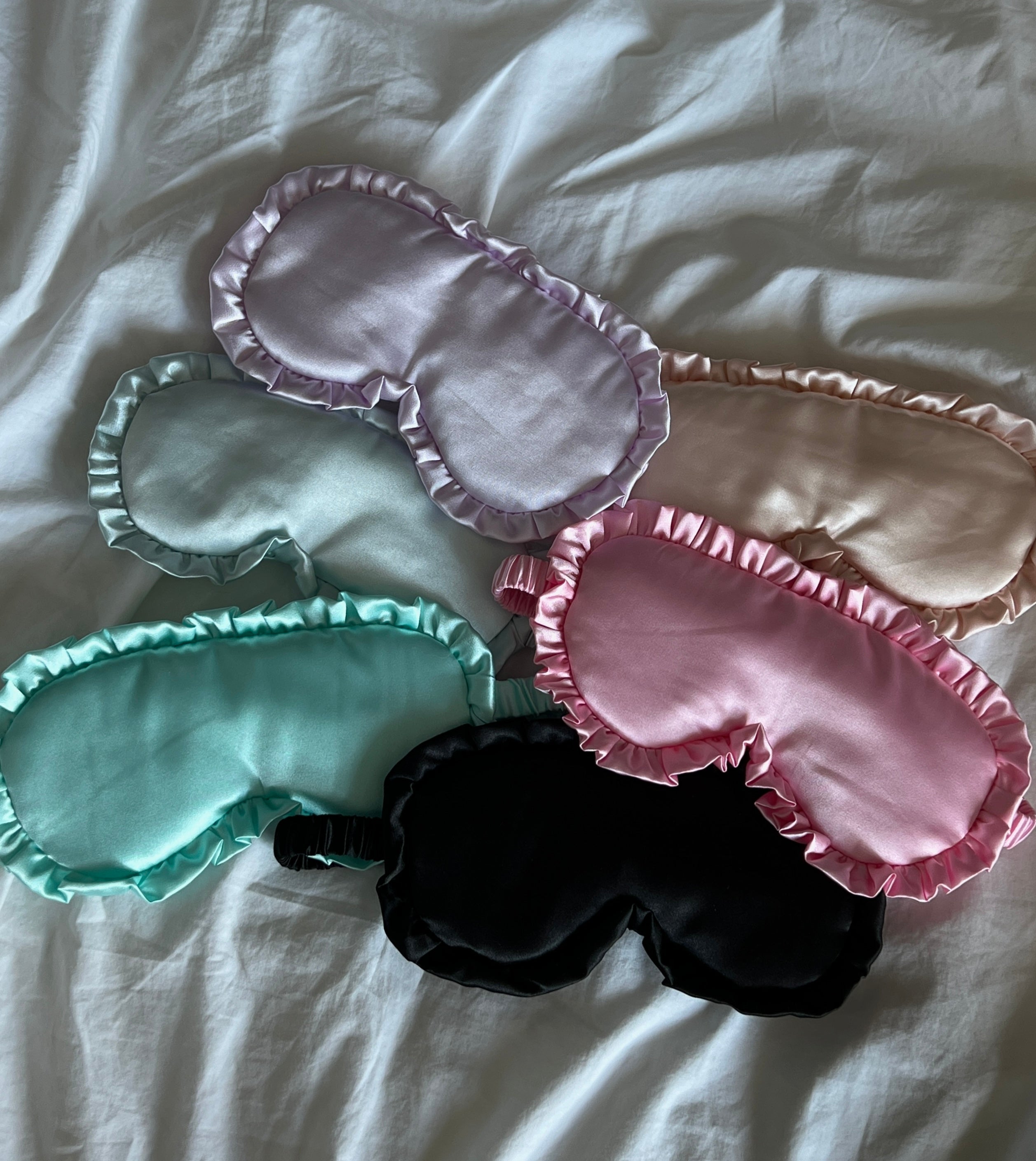 Masque De Nuit Rose À Volants