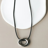 Collier Fila