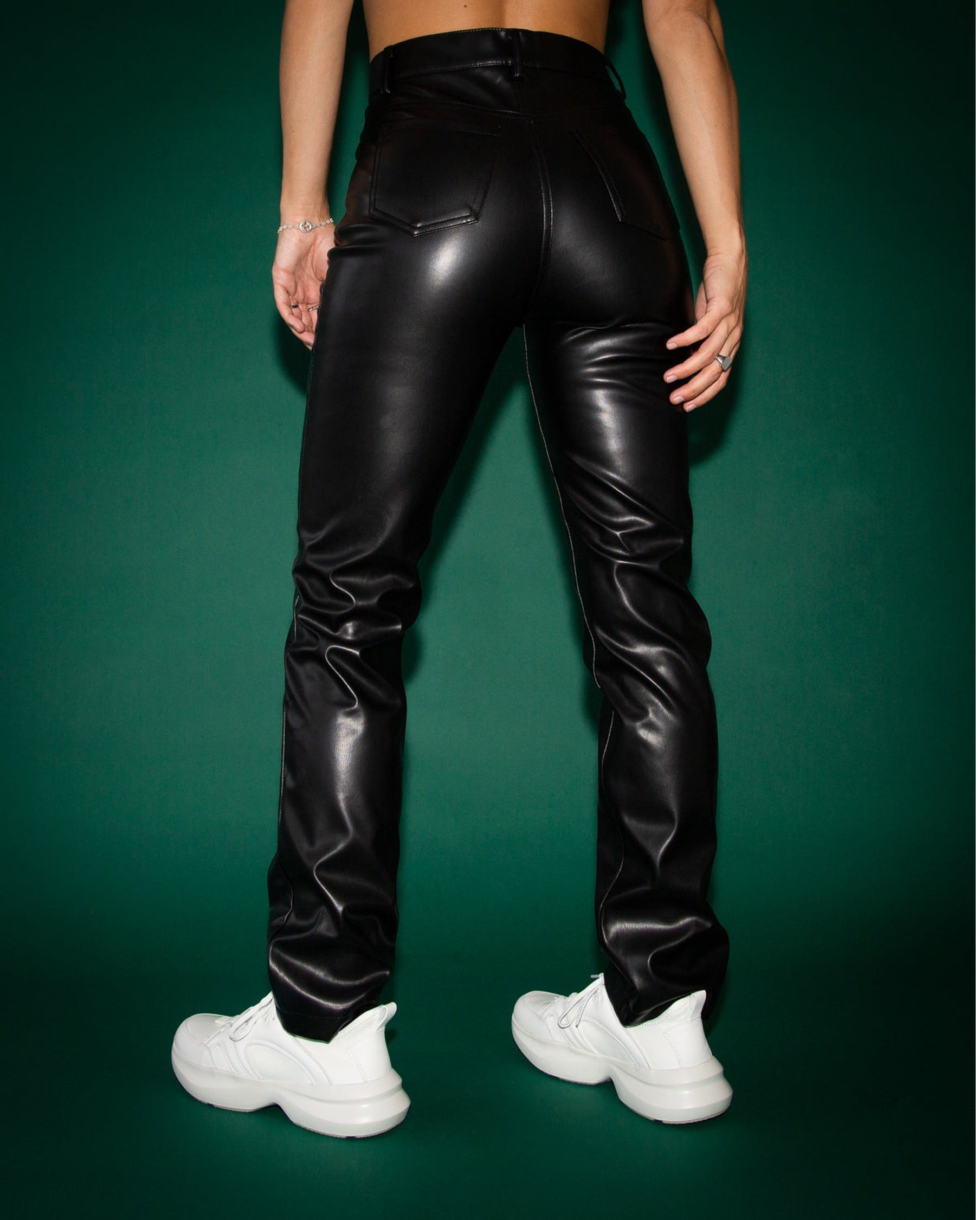 Pantalon En Cuir Végétalien