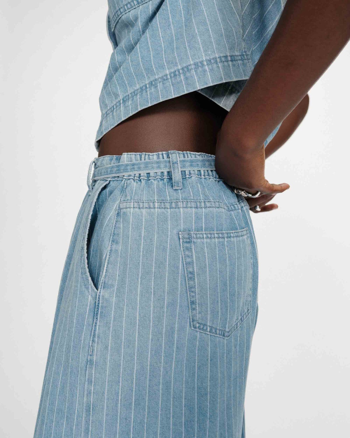 Pantalon Pompon Ligné Bleu