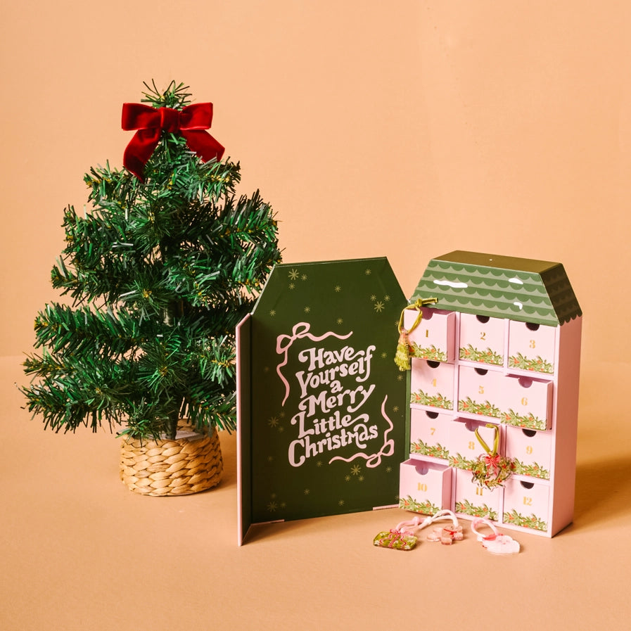 Calendrier De L'avant Avec Ornements De Noël - Classique