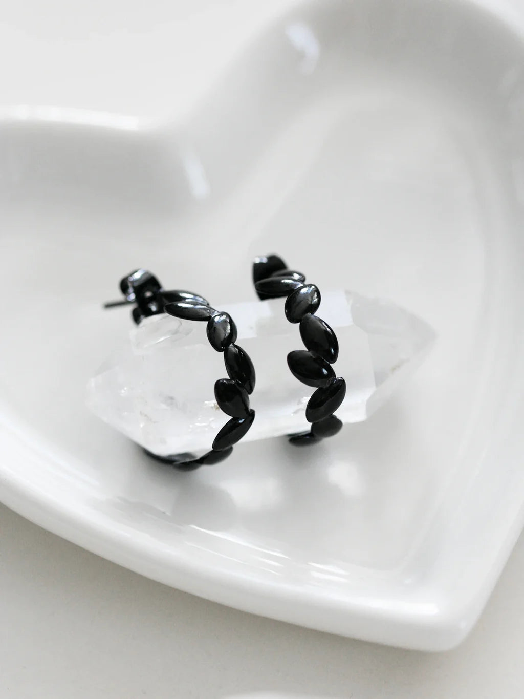 Clous D'oreilles Leaf Noir
