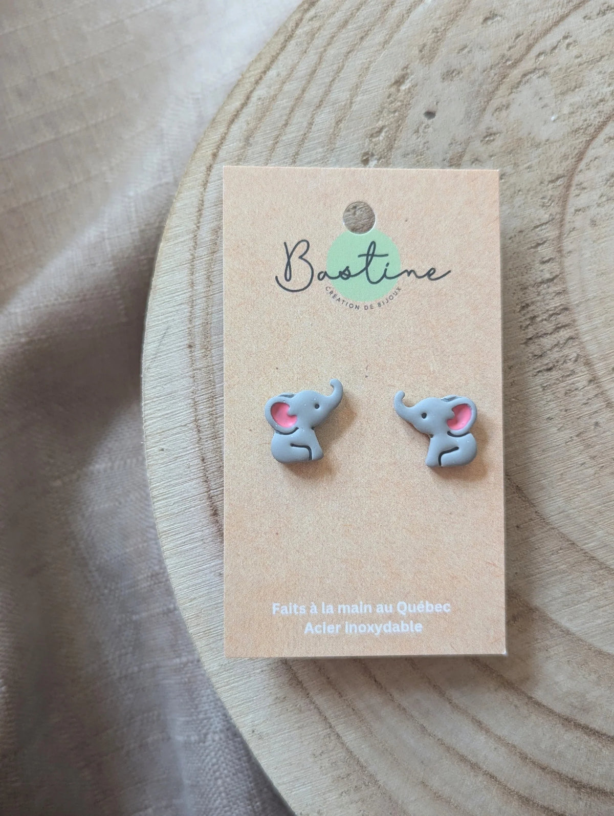 Studs Éléphants