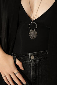 Collier Monstera Argent