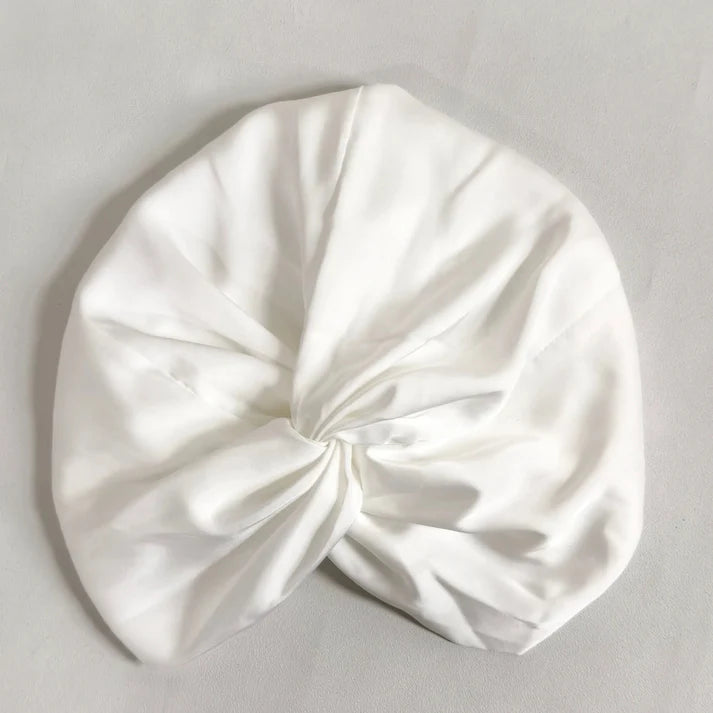 Bonnet En Satin Blanc