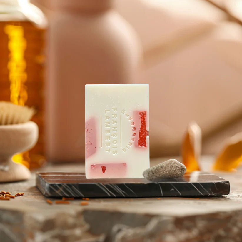 Savon Au Lait De Brebis Ambre & Romance - N.14