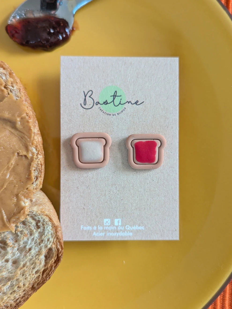 Studs Toasts PB & J