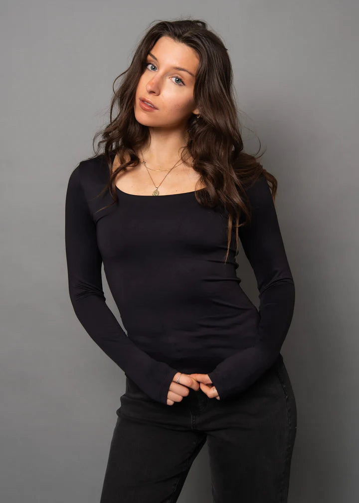 Scoop Top Mariana Black
