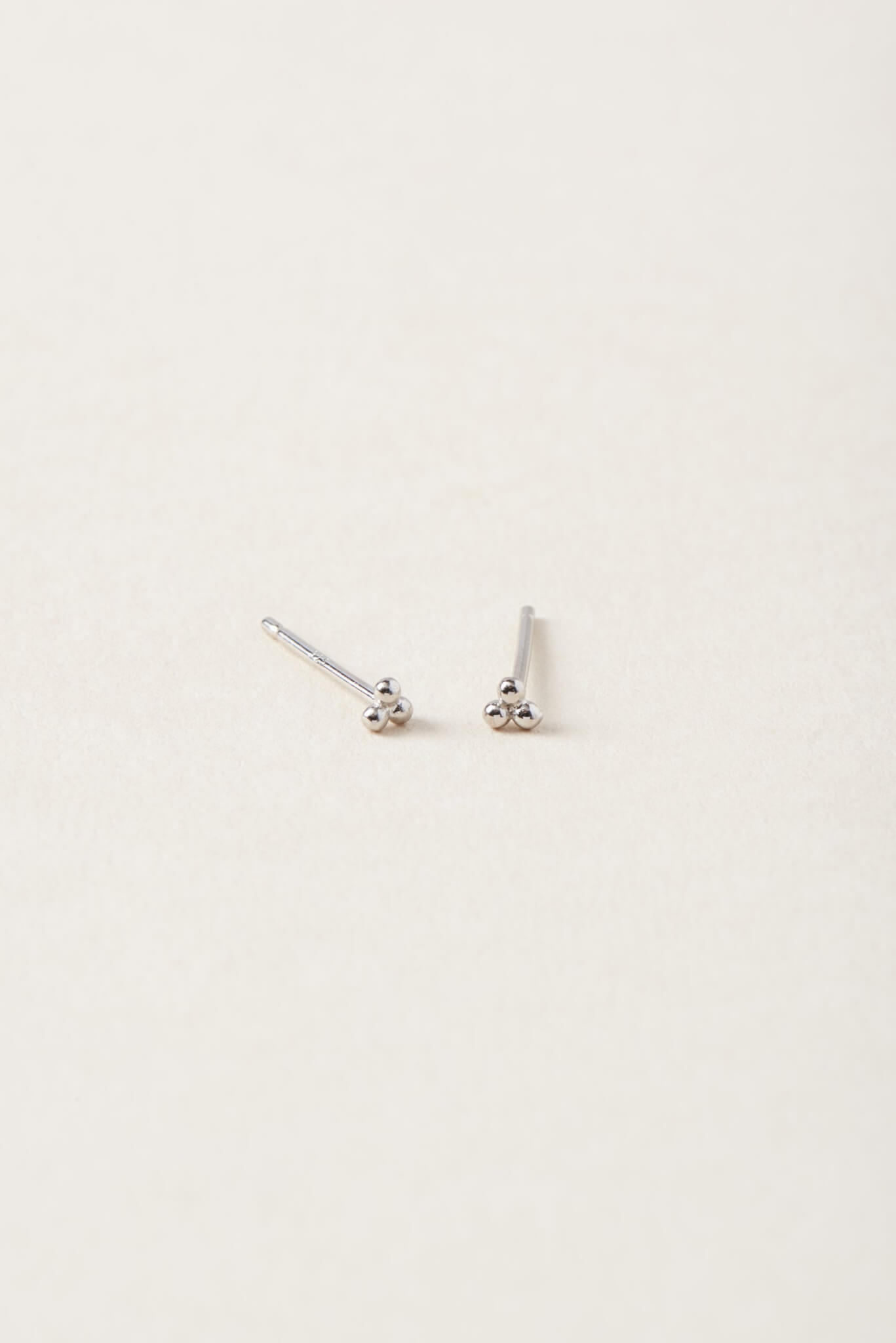 Les Boucles D'oreilles Amanda Or Blanc